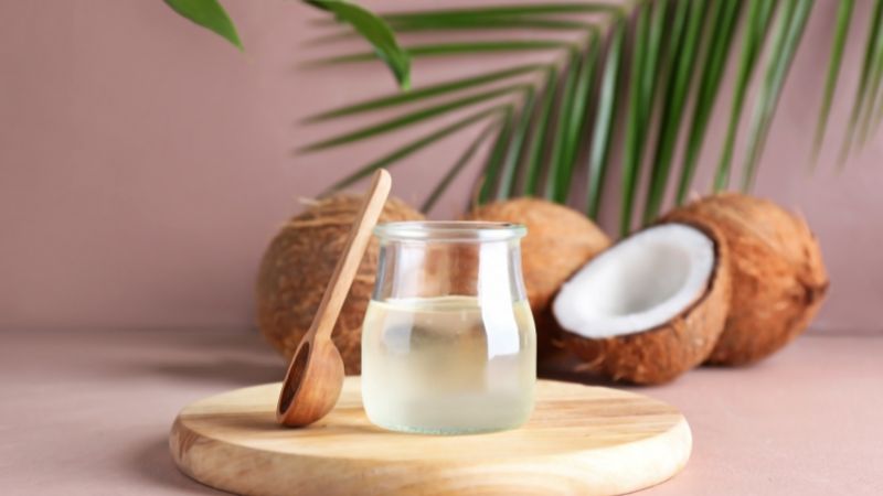 dầu dừa mọc râu